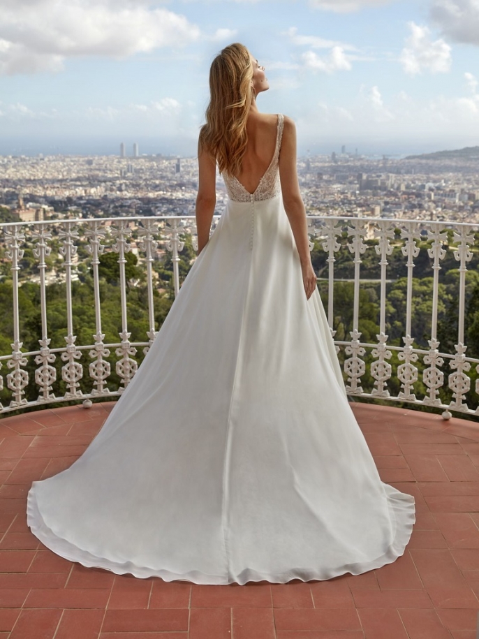 Amelie 45009 back.jpg